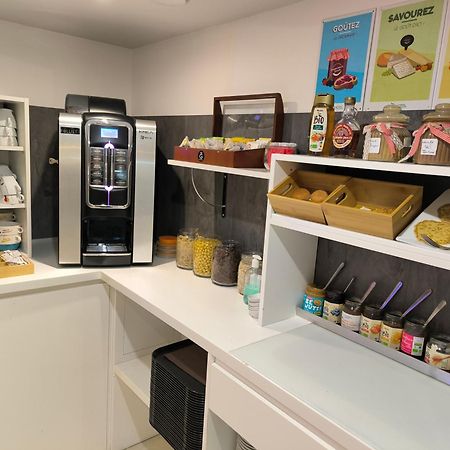 西班牙门布里特酒店*** 佩皮尼昂 外观 照片